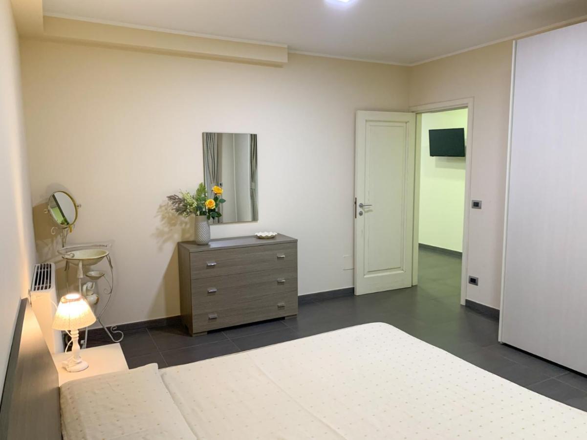 Bla Bla B&B Taurianova Bagian luar foto