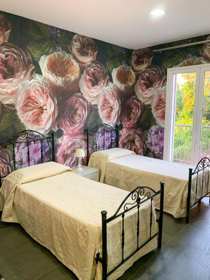 Bla Bla B&B Taurianova Bagian luar foto
