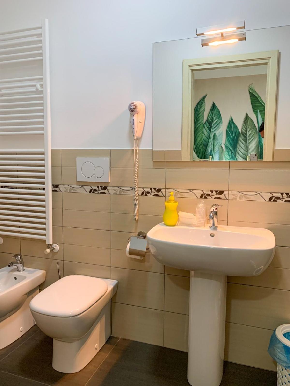 Bla Bla B&B Taurianova Bagian luar foto